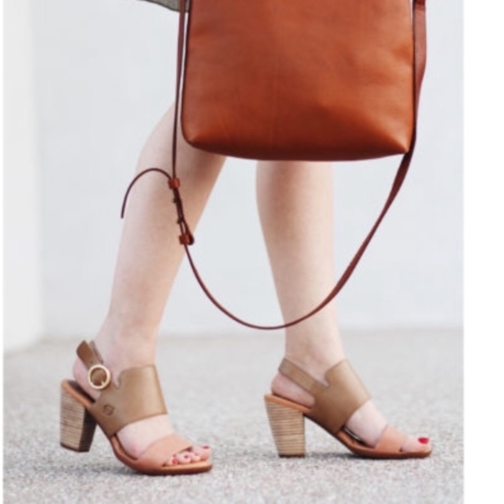 Born Cindie Two-Tone Leather Heeled Open Toe Sandals Women’s Size 11M Slingback - Picture 2 of 13